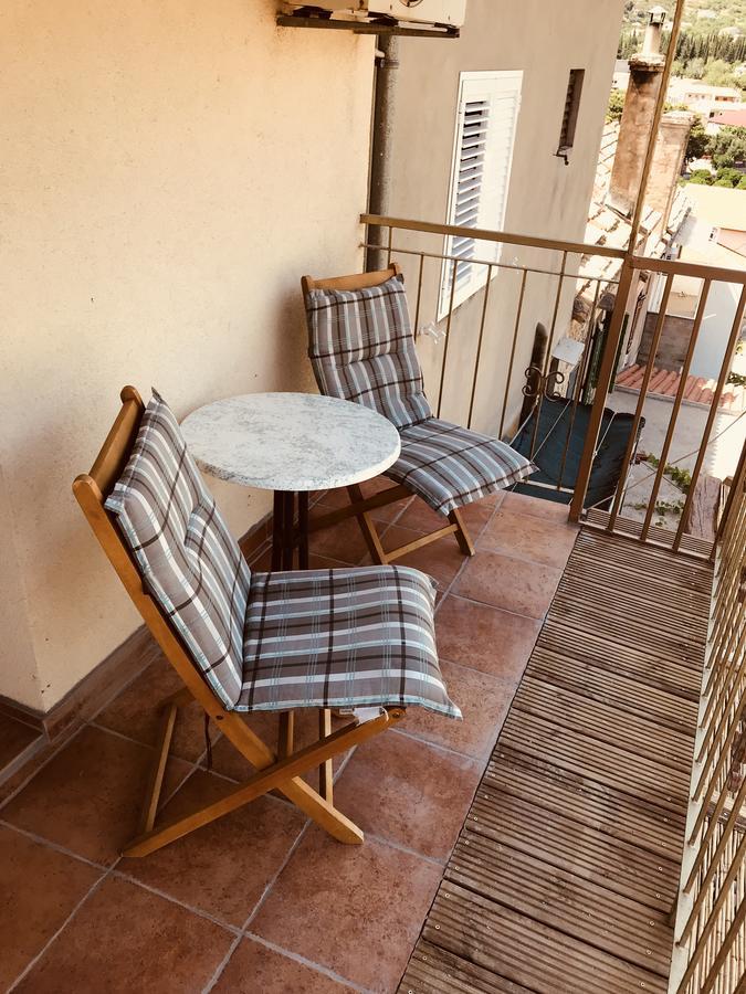 Apartamento Hill House Marija Komiža Exterior foto
